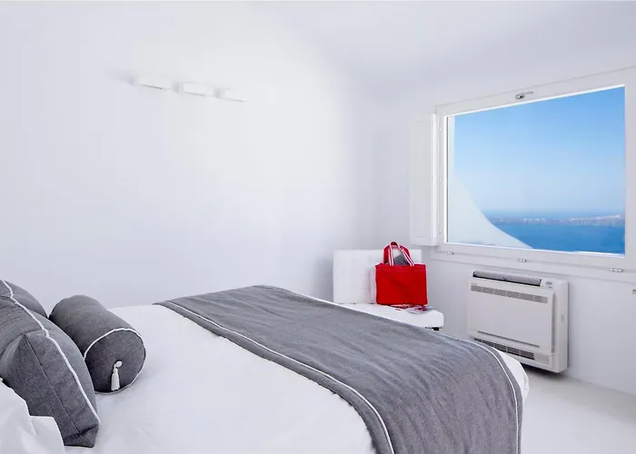 Konukevi Cloud 9 Imerovigli (Santorini)